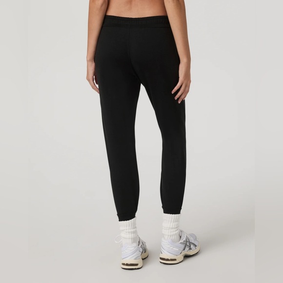 VUORI Black Jogger Pants, Size XS - Picture 2 of 10